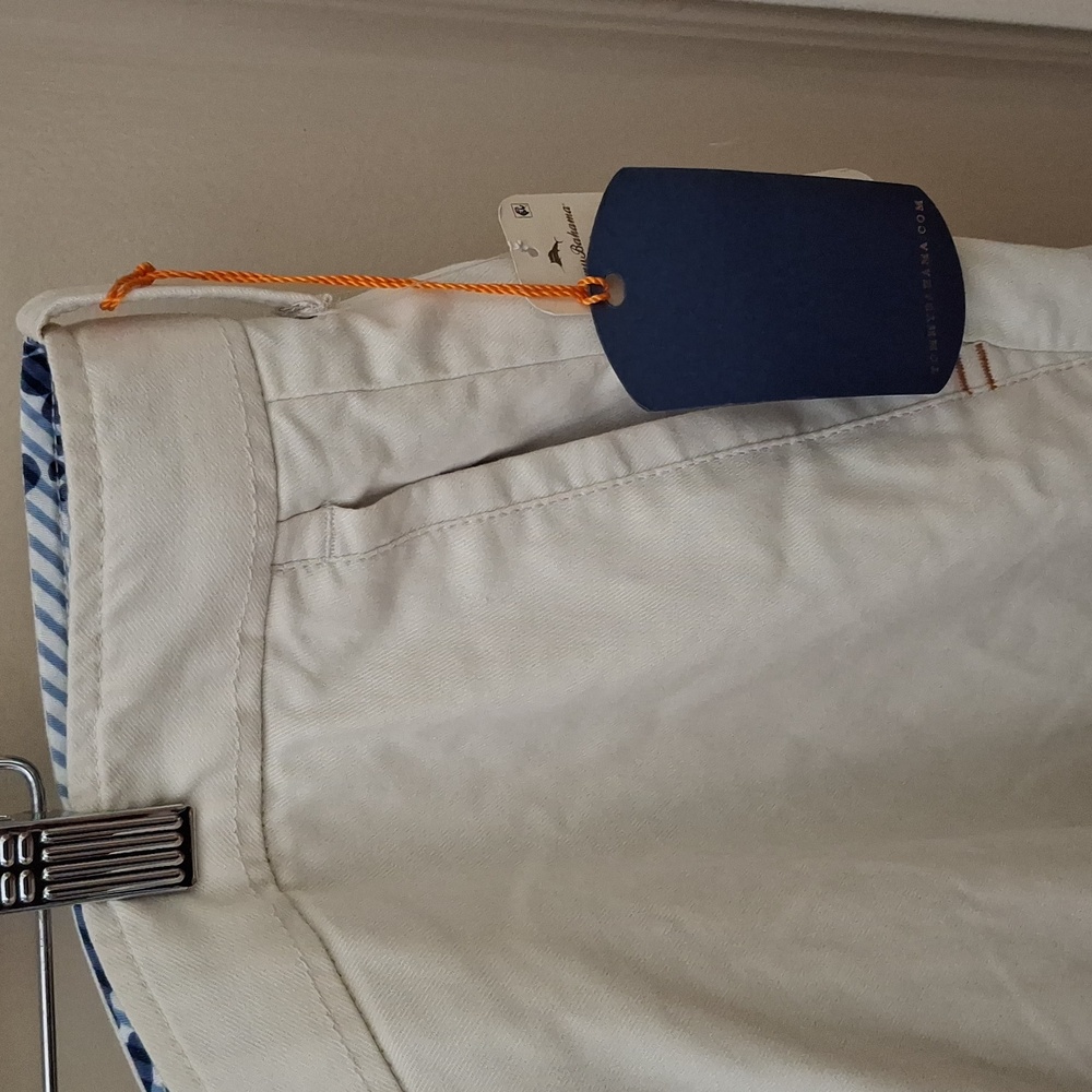 NWT Tommy Bahama Shorts - Picture 3 of 10